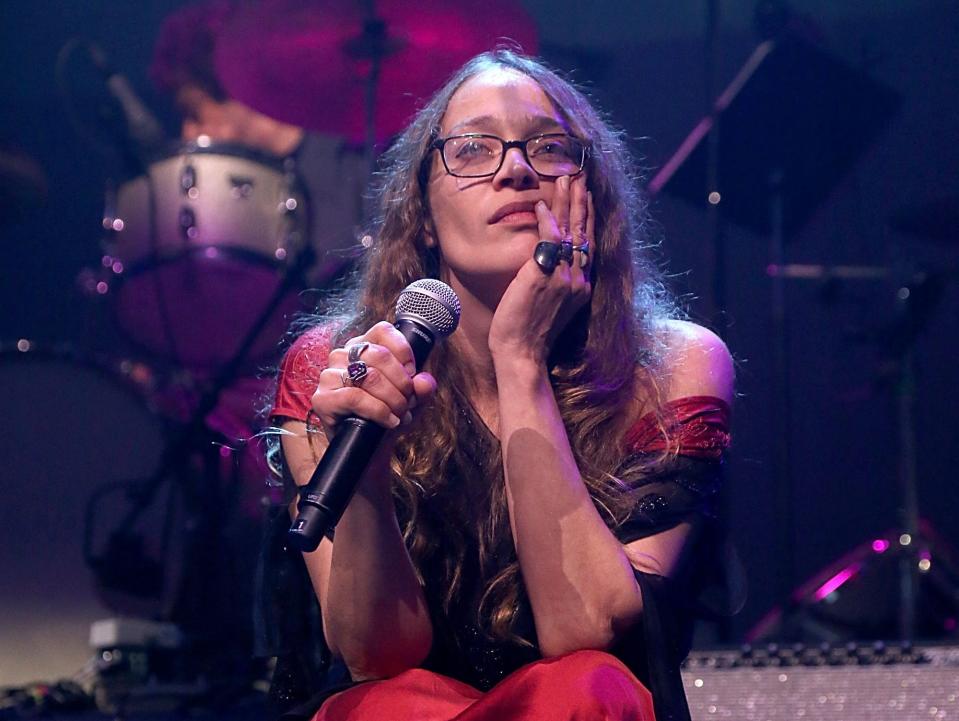 fiona apple february 2018