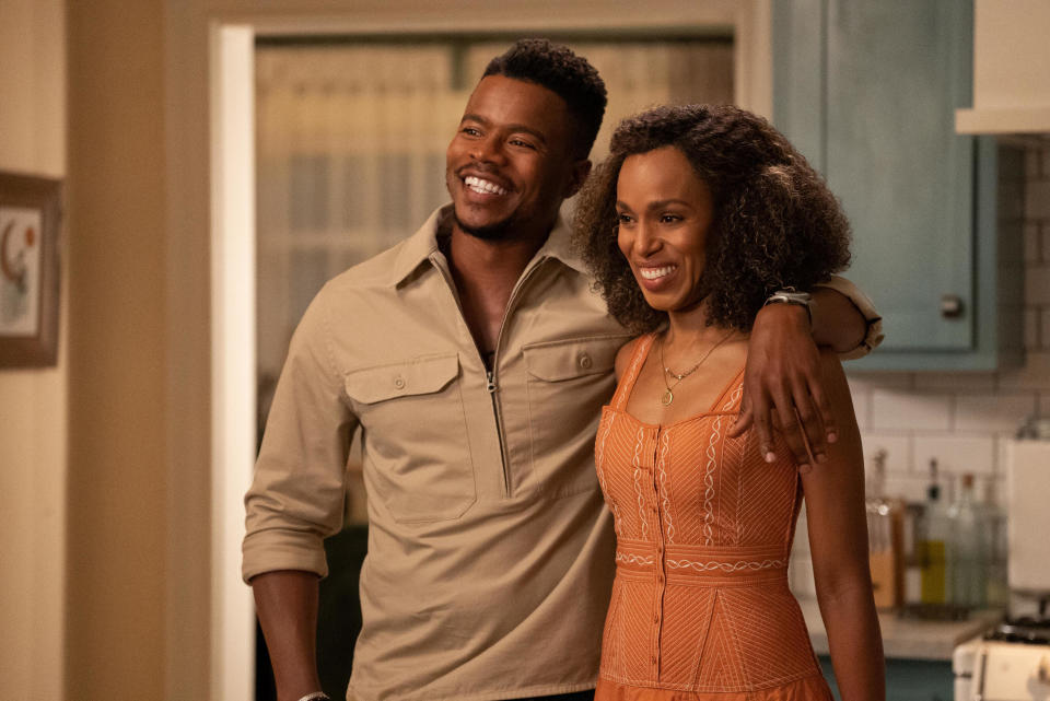 “UnPrisoned” Mal (Marque Richardson) and Paige (Kerry Washington) (Photo by: Kelsey McNeal/Hulu)