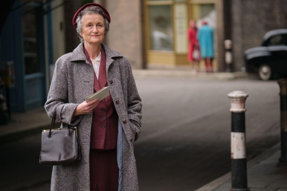 georgie glen as miss higgins, call the midwife, season 11