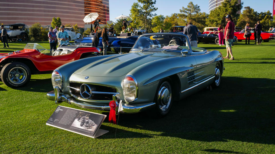 A 1961 Mercedes-Benz 300 SL at the 2023 Wynn Concours d'Elegance.