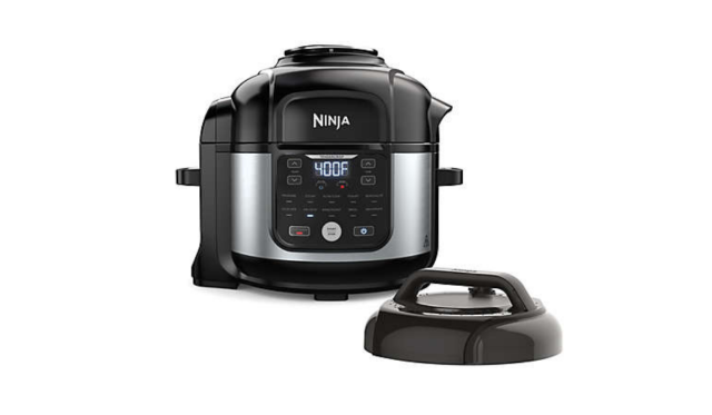 This Ninja Foodi pressure cooker is $90 off for Black Friday