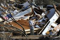 <p>Une personne est morte et au moins cinq autres ont été hospitalisées avec des blessures sérieuses après le passage d'une tornade sur la ville de de Fultondale, dans le comté de Jefferson (Alabama), aux Etats-Unis. </p>