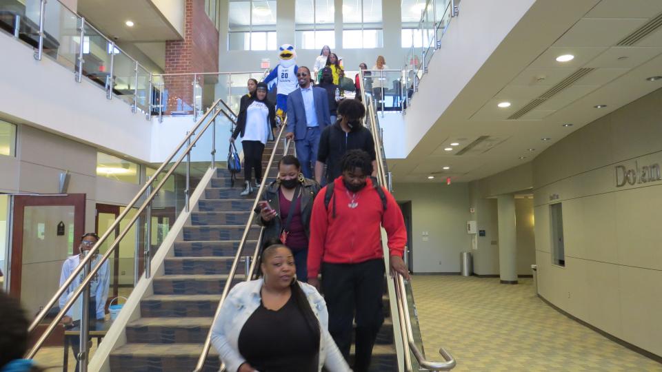 High school seniors from Newark and their parents arrive at Saint Elizabeth University for a lunch, tour and reception after Newark Mayor Raz Baraka announced the students will attend the four-year university in Morris Township free of charge thanks to a new Guaranteed Education program funded in part by a $1 million grant from the city.