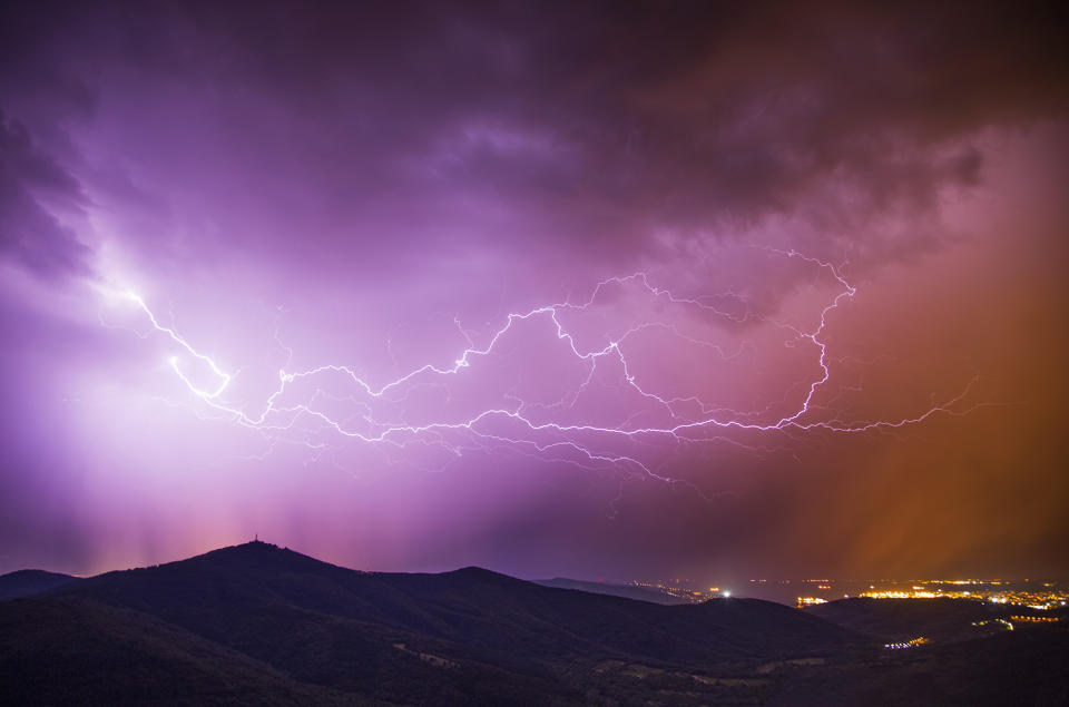 Daredevil lightning photographer