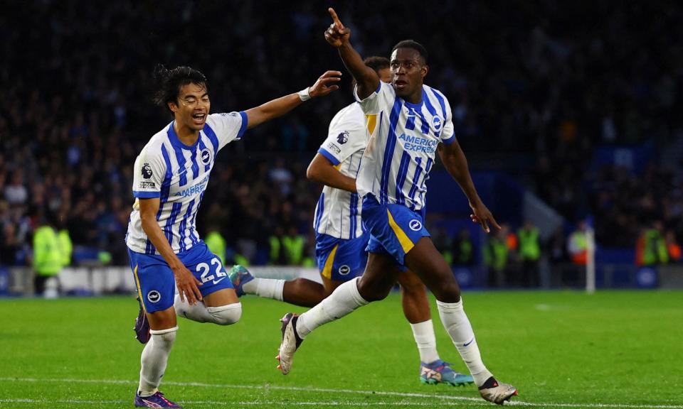 <span>Danny Welbeck celebrates scoring Brighton’s winner with Kaoru Mitoma, who led their fightback.</span><span>Photograph: Matthew Childs/Action Images/Reuters</span>