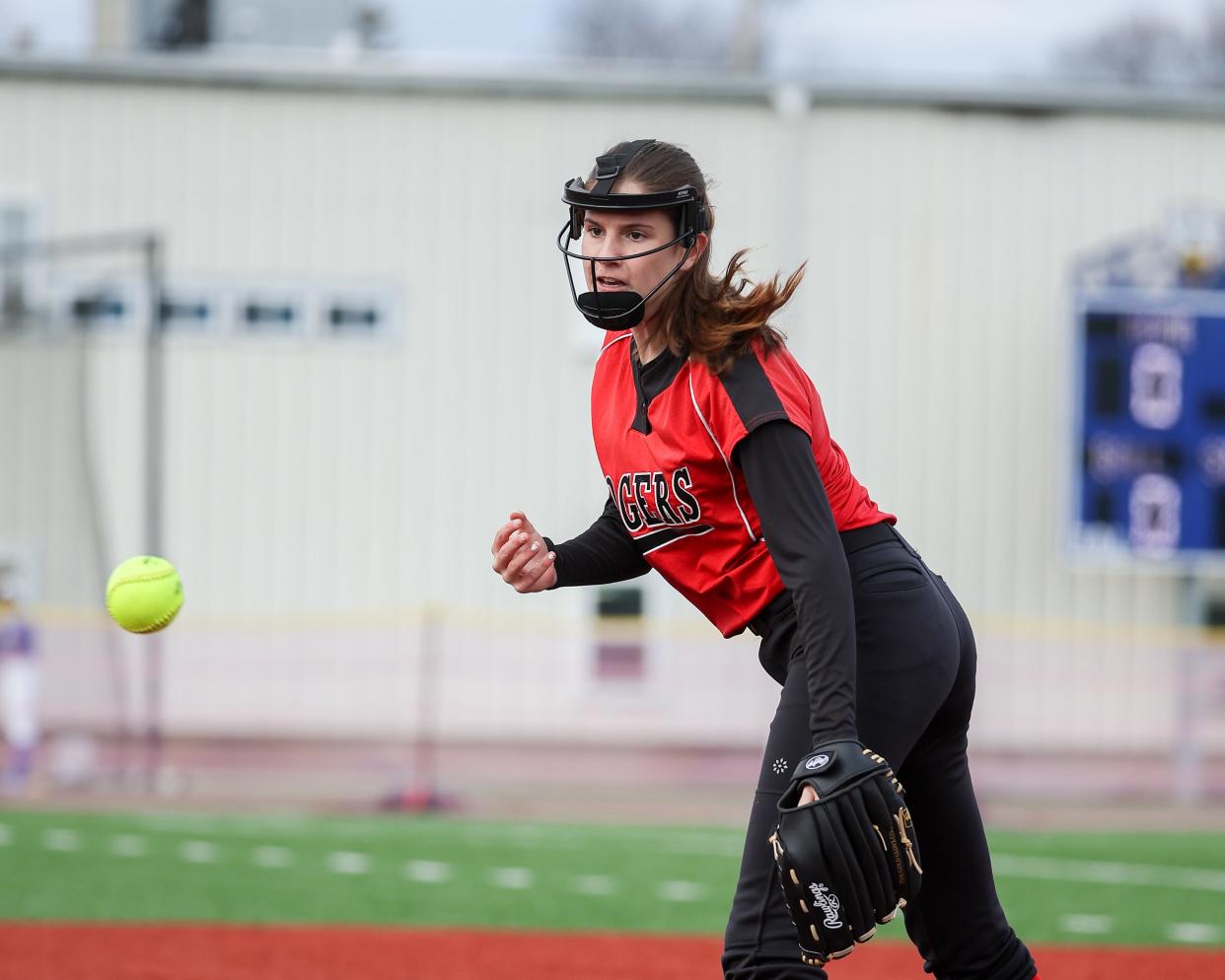 Tess Margolis, Rogers softball