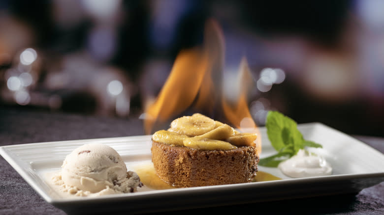 Eddie V's bananas foster butter cake