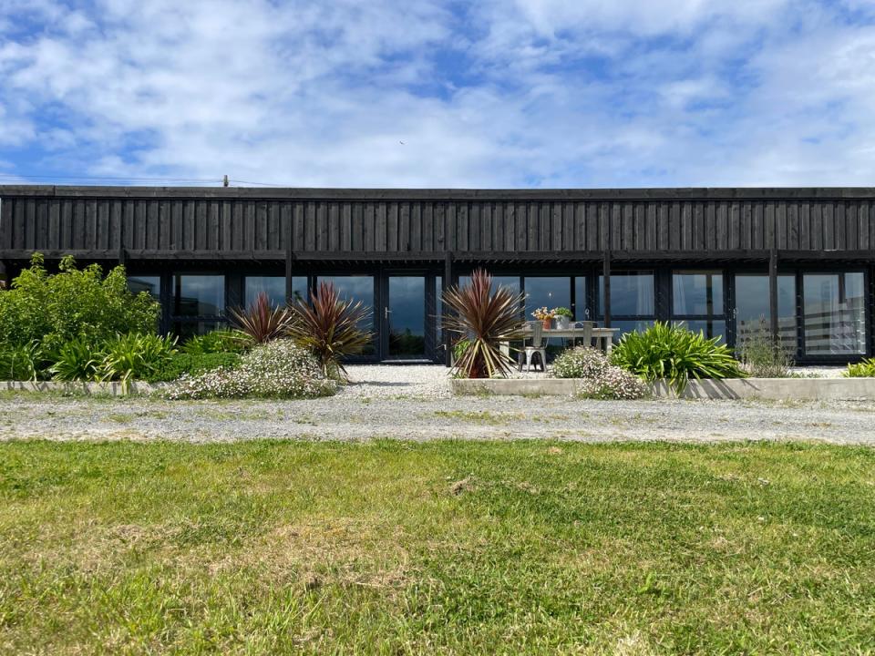 The main house and annexe are both barn conversions (Clive Pearce Property)