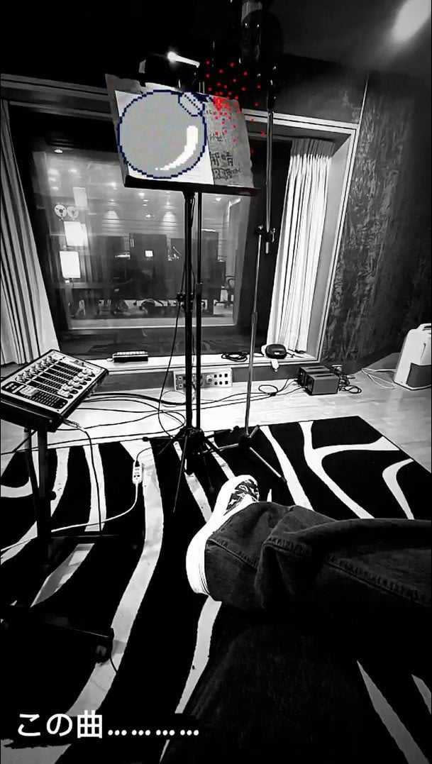 早在7月時，羅志祥就已在社群媒體上貼出錄音室錄音的照片，疑似為新的音樂作品做錄音準備。（圖／翻攝自反羅志祥粉絲團）