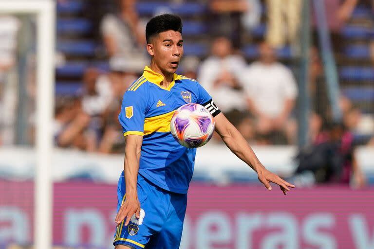 Guillermo 'Pol' Fernández es uno de los capitanes de Boca; debe mejorar su rendimiento para mantenerse en el once titular