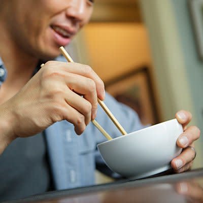 You eat dinner too close to bedtime