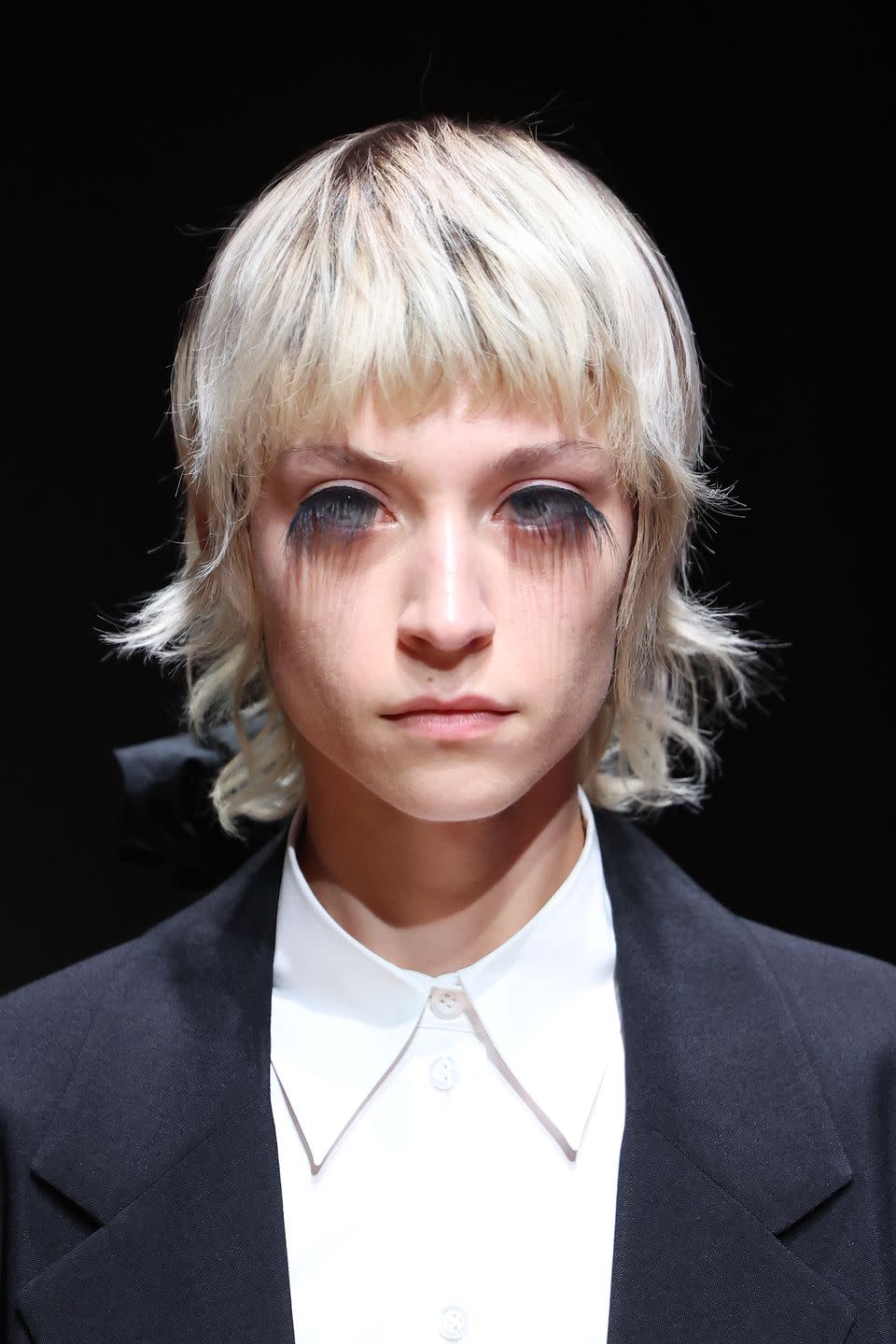 <p>A graduate of the University of Warsaw, Alin is a non-binary actor, artist, and welder. They were the closing model for Prada's spring 2023 show, making them officially one to watch.</p>