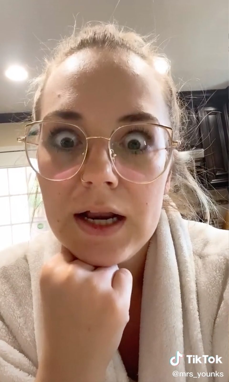 Mrs Younks' TikTok video screenshot.