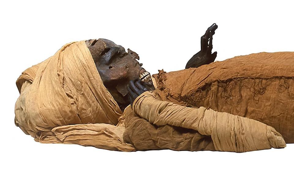 A handout picture released by the Egyptian Ministry of Tourism and Antiquities on February 17, 2021 shows a view of the mummy of ancient Egyptian King Seqenenre-Taa-II - AFP/AFP