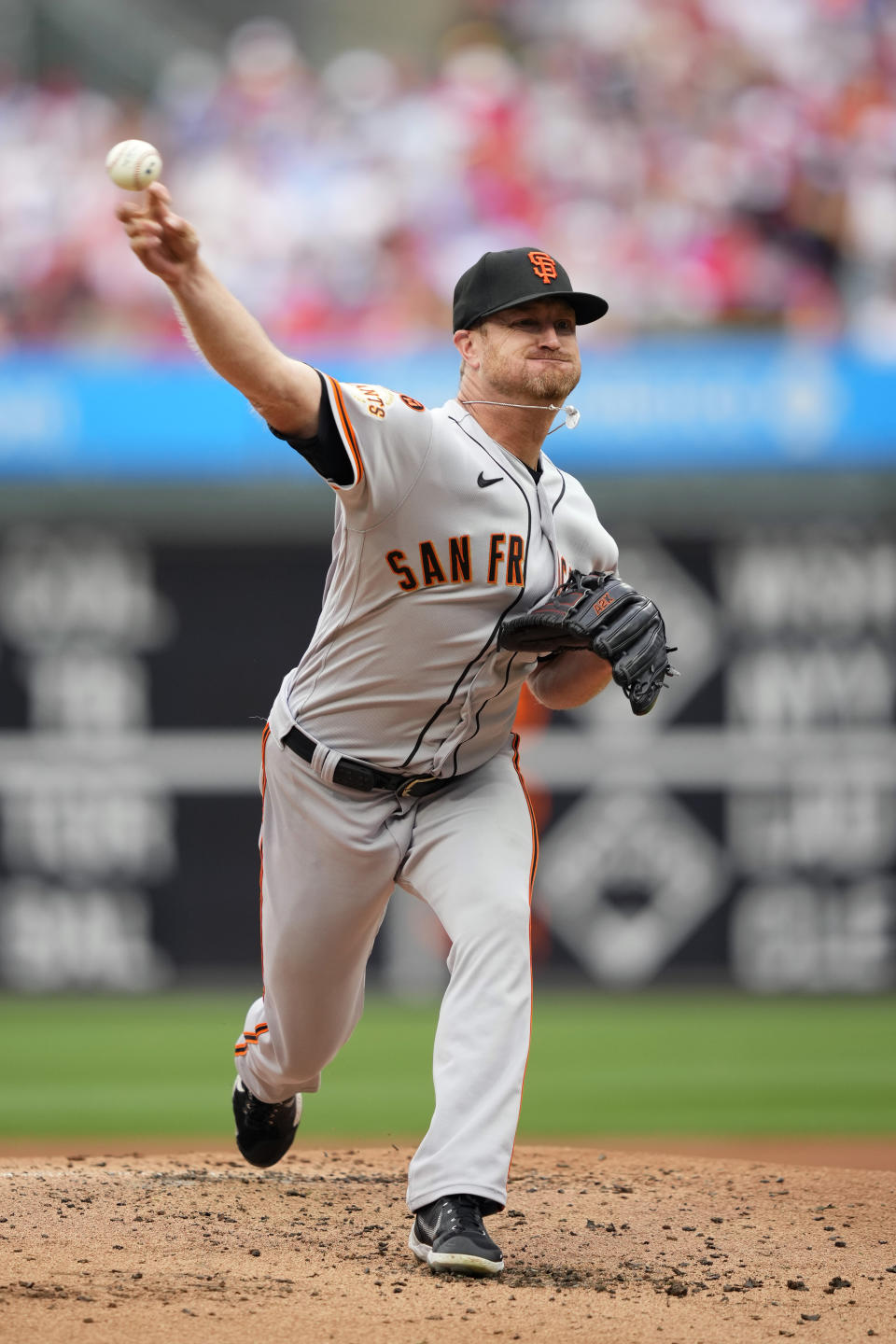 San Francisco Giants' Alex Cobb pitches during the second inning of a baseball game against the Philadelphia Phillies, Wednesday, Aug. 23, 2023, in Philadelphia. (AP Photo/Matt Slocum)