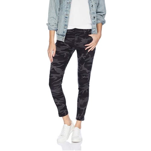 Levi's Women's 711 Skinny Ankle Fit Jeans. (Photo: Amazon)