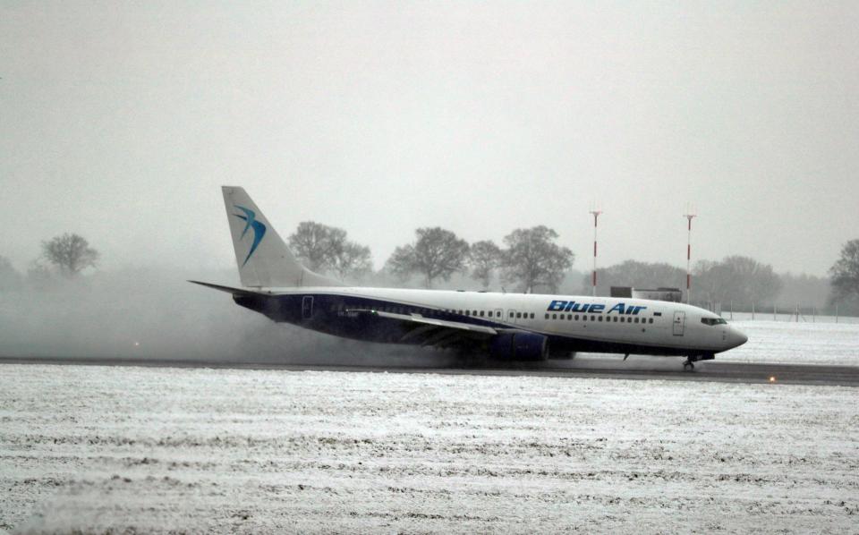 Blue Air flight cancellations: Brits fume as airline cancels flights 'over Brexit uncertainty'