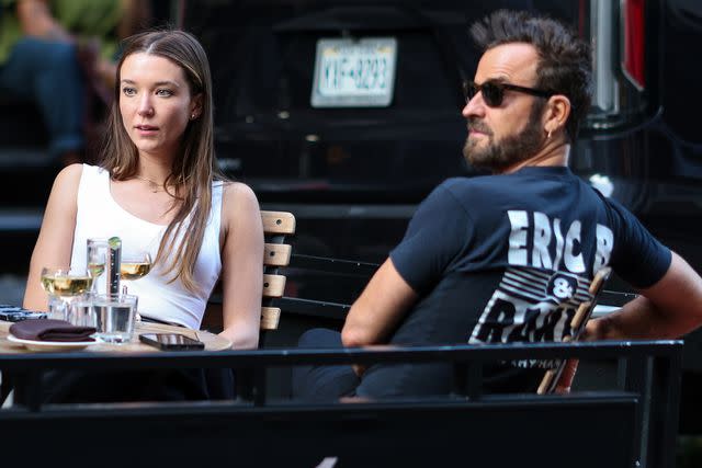 <p>TheImageDirect.com</p> Justin Theroux and Nicole Bloom.