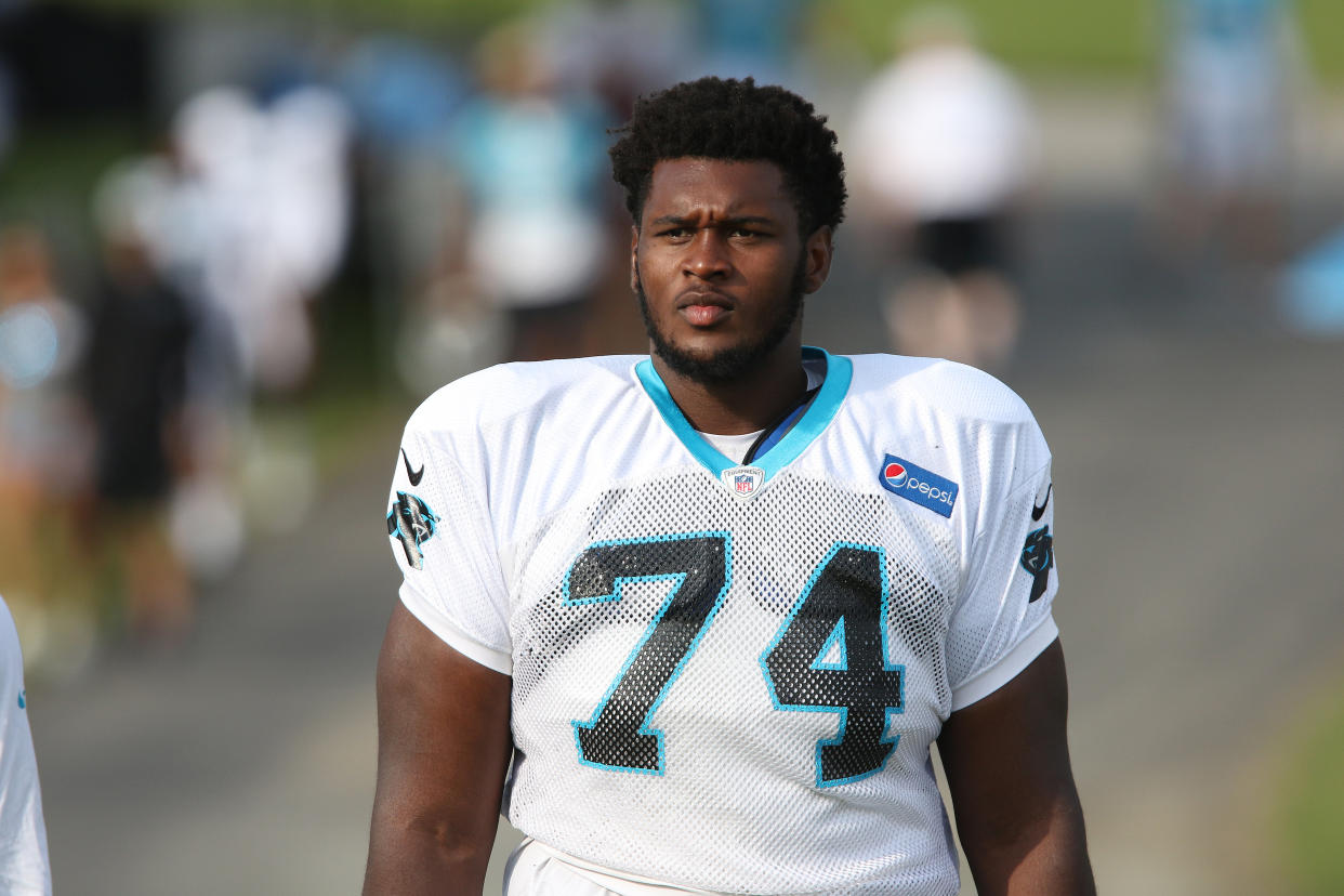 Kendrick Norton walked on his own out of a Miami hospital Thursday, two weeks after having his arm amputated. (Getty)