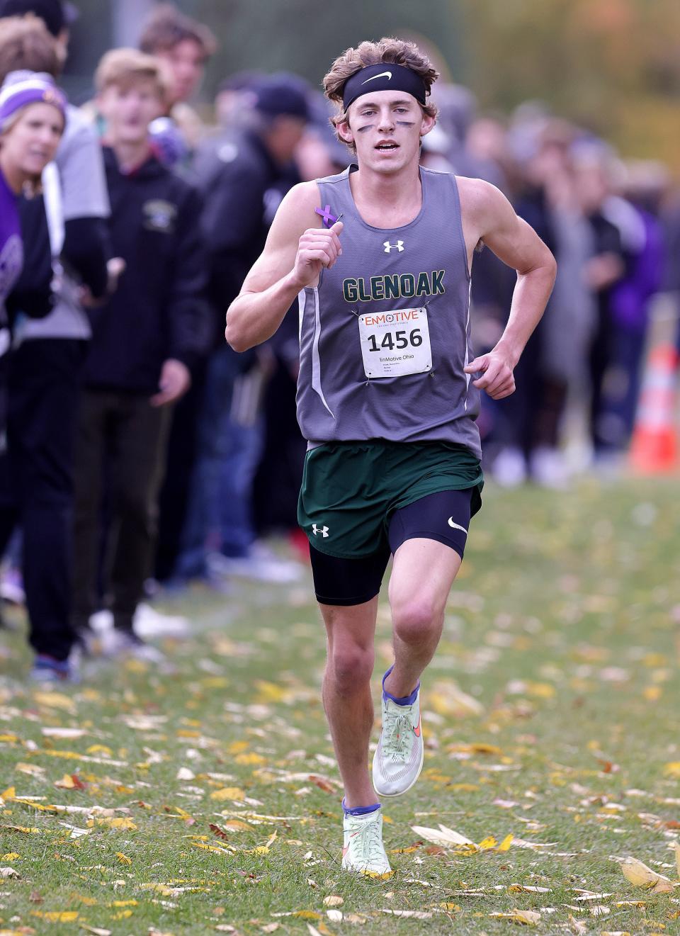 GlenOak's Tommy Rice wins the boys race at this year's Federal League Cross Country Championships.