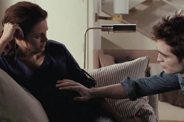 Kristen Stewart, Robert Pattinson in "Breaking Dawn - Biss zum Ende der Nacht, Teil1" (Bild: ddp)