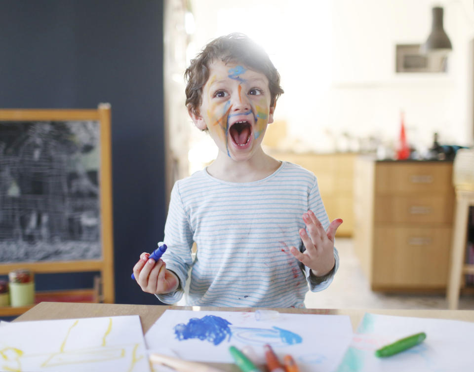 When all else fails, draw. (Photo: Catherine Delahaye via Getty Images)