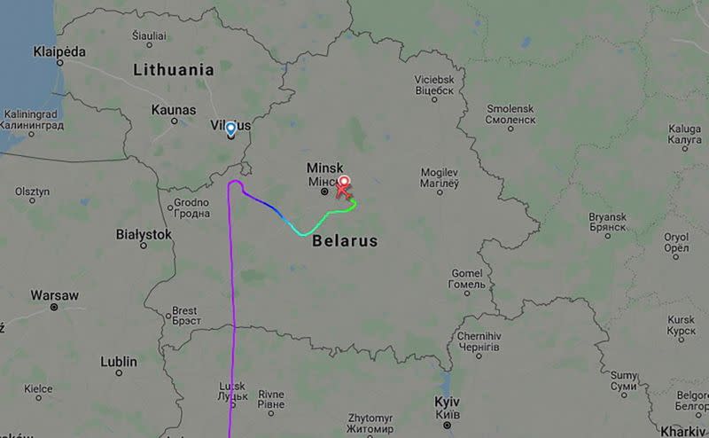 Gráfico animado que muestra el trayetco del vuelo 4978 de Ryanair que volaba entre Atenas y Vilna con el opositor bielorruso Roman Protasevich a bordo y fue desviado a Minsk, Bielorrusia.