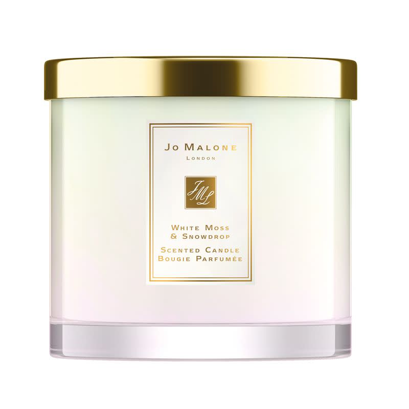 <p><a rel="nofollow noopener" href="https://www.harrods.com/en-gb/jo-malone-london/white-moss-and-snowdrop-deluxe-candle-600g-p000000000006174896" target="_blank" data-ylk="slk:Buy now;elm:context_link;itc:0;sec:content-canvas" class="link ">Buy now </a> Harrods.com, £126</p><p><a rel="nofollow noopener" href="https://www.cosmopolitan.com/uk/beauty-hair/g23543682/jo-malone-christmas-2018/" target="_blank" data-ylk="slk:Jo Malone's entire Christmas collection;elm:context_link;itc:0;sec:content-canvas" class="link ">Jo Malone's entire Christmas collection</a> is on my wish list this Christmas, but top of the list by far is their new, limited edition, deluxe White Moss & Snowdrop candle. With notes of forest-fresh moss, snowdrop petals, golden amber and spicy cardamom, this might even smell better than my Christmas tree. </p>