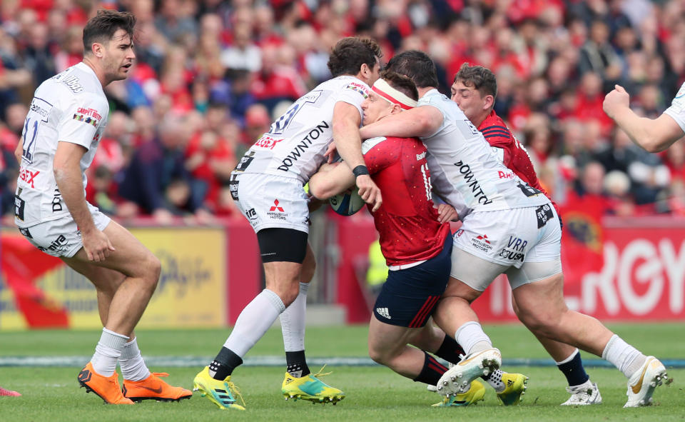 Danny Cipriani was dismissed for this clash with Rory Scannel