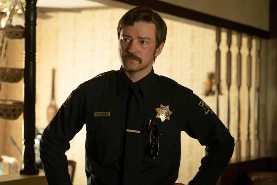 Justin Timberlake in the role of a cop