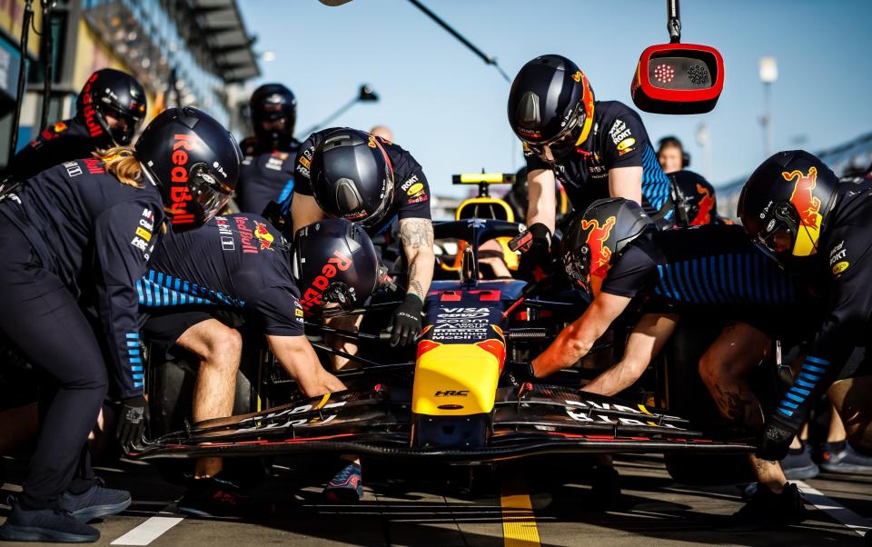 Red Bull practising pit stops at Albert Park