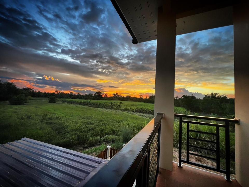 Der Ausblick bei Sonnenuntergang. - Copyright: Ben/Life in Thailand