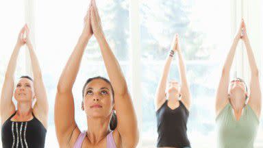 women-yoga-class-700