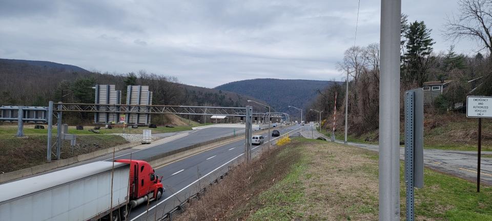 Interstate 80 traffic headed eastbound across the Delaware Water Gap toll bridge into New Jersey on March 28, 2024.