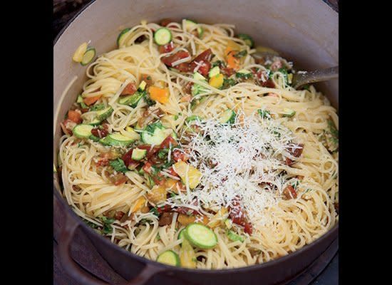 <strong>Get the <a href="http://www.huffingtonpost.com/2011/10/27/linguine-with-tomatoes-b_n_1058530.html" target="_hplink">Linguine with Tomatoes, Baby Zucchini and Herbs recipe</a></strong>