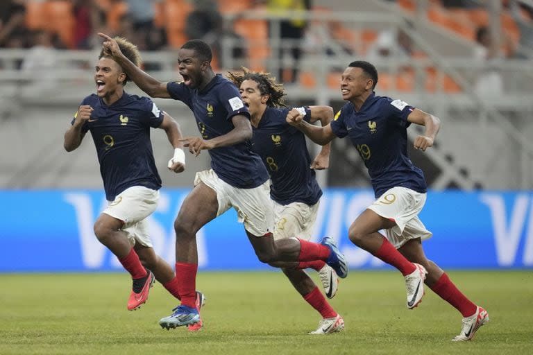 Francia derrotó a Senegal por penales y se metió en los cuartos de final de Mundial Sub 17