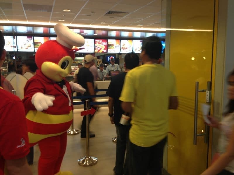 Jollibee is the largest and most popular fast food chain in the Philippines, with 780 stores nationwide.