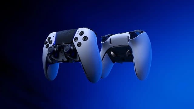 DualSense Edge Battery Size is 'Tiny' Compared to Original PS5 Controller
