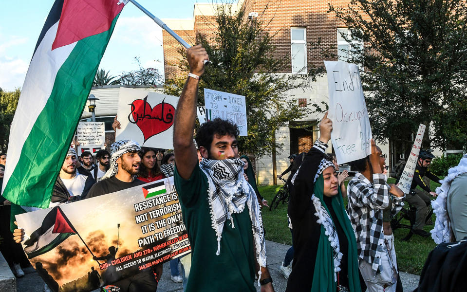 University of Central Florida students rally in support of Palestine (Paul Hennesy / Anadolu via Getty Images)