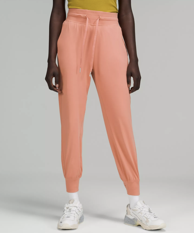 NEW: Ready to Rulu Pants - lululemon expert