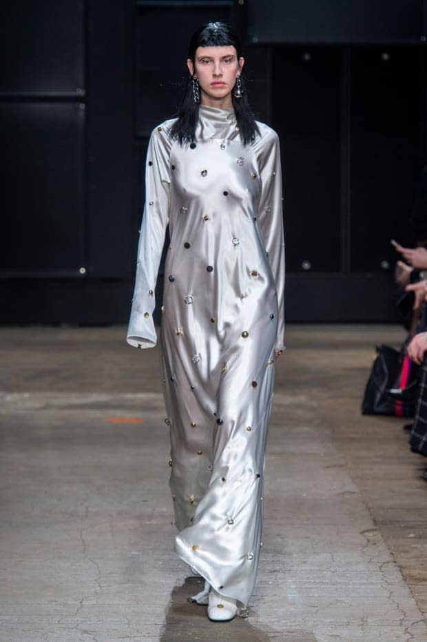 7 Top Trends from the London Fall 2019 Runways - Fashionista