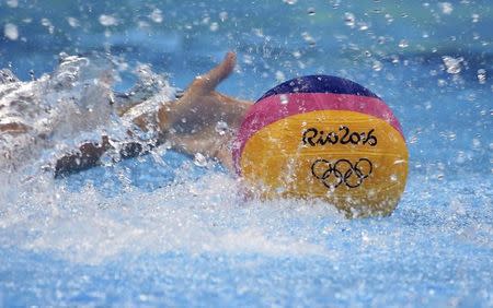 2016 Rio Olympics - Water Polo - Quarterfinal - Women's Quarterfinal Brazil v USA - Olympic Aquatics Stadium - Rio de Janeiro, Brazil - 15/08/2016. A player of Team USA competes. REUTERS/Sergio Moraes