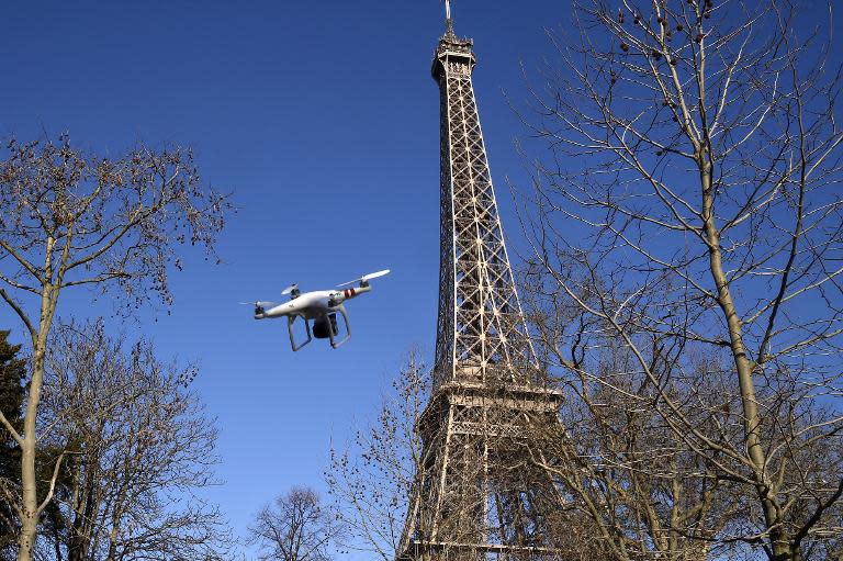 Flying drones Paris landmarks such as the Eiffel Tower is illegal