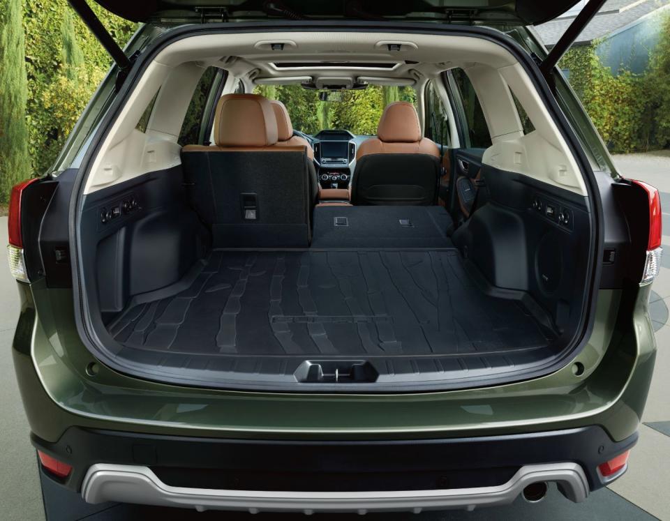 2023 subaru forester touring cargo