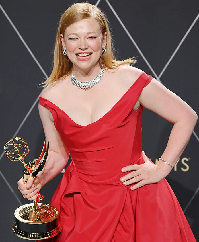 Sarah Snook gana en los premios Emmy