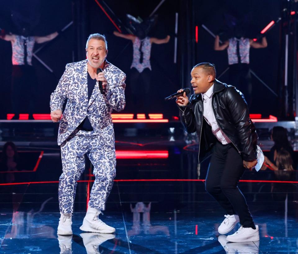 THE MASKED SINGER: L-R: Joey Fatone and Bow Wow in the all-new “Season 10 Kickoff” episode of THE MASKED SINGER airing Sunday, Sep. 10 (8:00-9:00 PM ET/5:00-6:00 PM PT live to all time zones) on FOX. CR: Trae Patton / FOX. ©2023 FOX Media LLC.