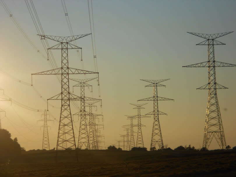 9月15日英國連接法國的電纜站發生火災，切斷了電力進口重要管道，估計英國進口電力要到明年3月底才會恢復正常。（圖／達志／美聯社）