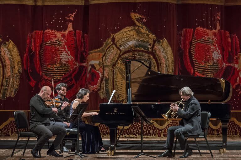 Sergei Nakariakov, Boris Brovtsyn y Maria Meerovitch; Mozarteum Argentino en el Teatro Colón