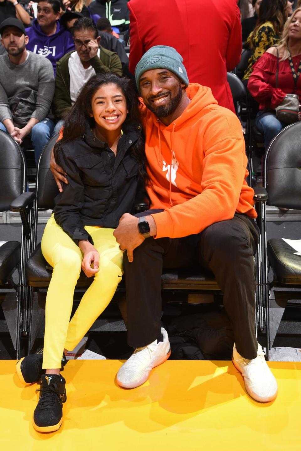 Kobe and Gianna Bryant watch a game between Lakers and Dallas Mavericks on December 29, 2019