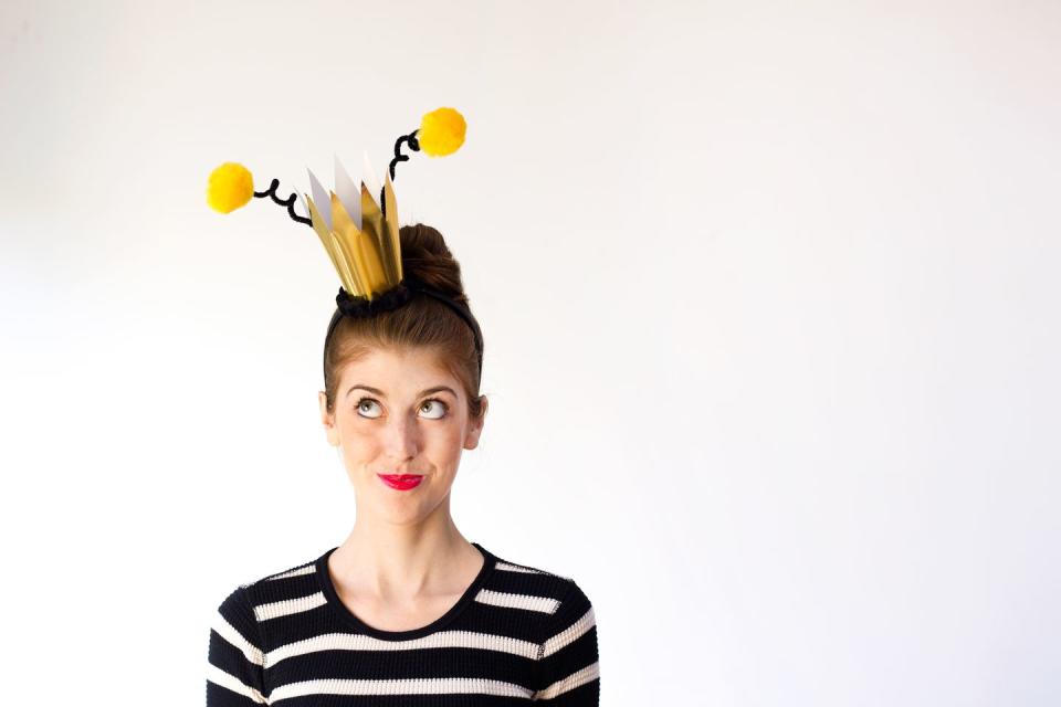 <p>Who doesn't love a good play on words? It's even better when the costume speaks the truth because, well, you're the Queen. </p><p><em><a href="http://studiodiy.com/2013/10/23/diy-queen-bee-costume/" rel="nofollow noopener" target="_blank" data-ylk="slk:Get the tutorial at Studio DIY »;elm:context_link;itc:0;sec:content-canvas" class="link ">Get the tutorial at Studio DIY »</a></em> </p>